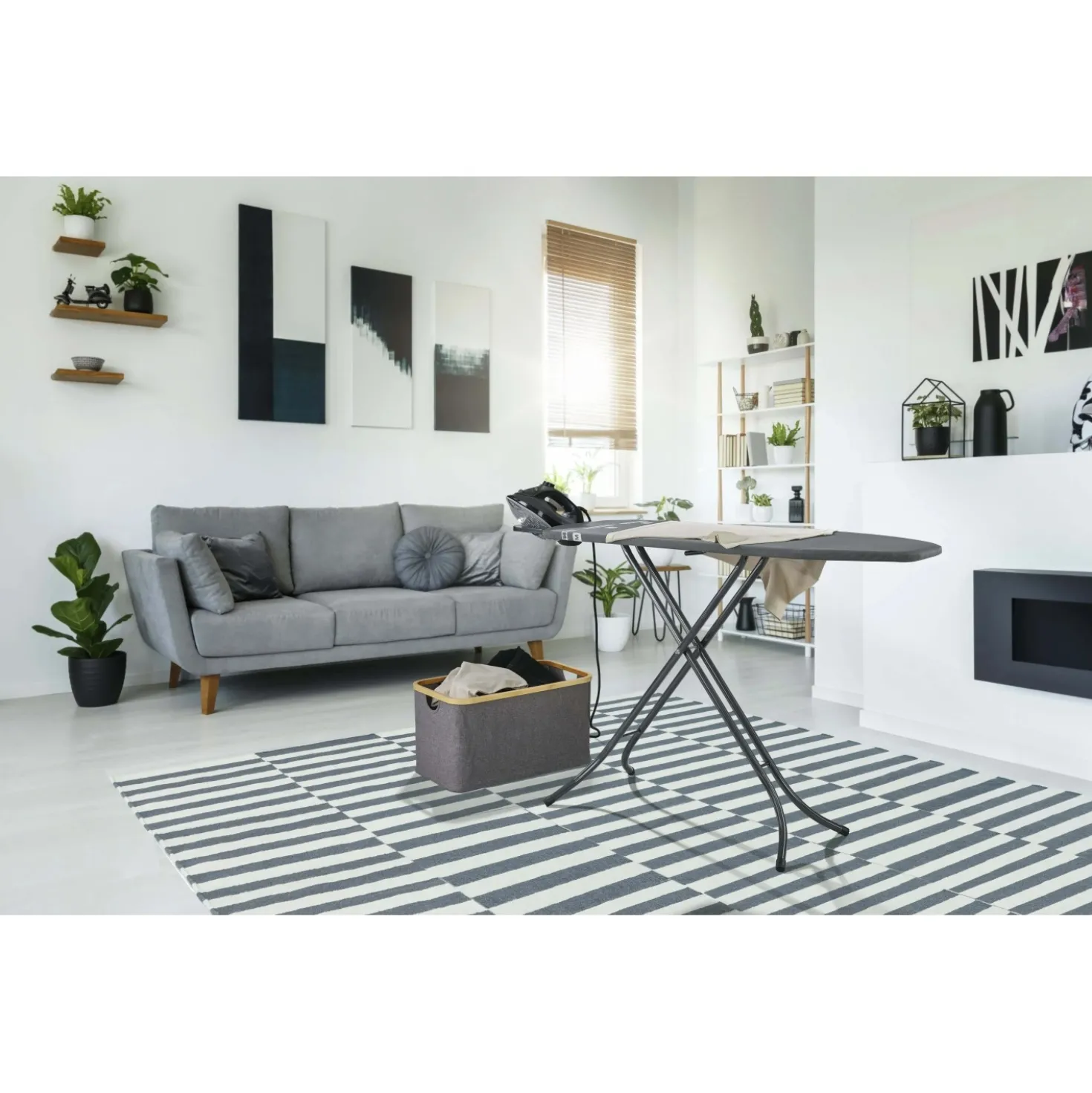 Asse da stiro Classic M Black 120x38 cm altezza regolabile 69-88 cm