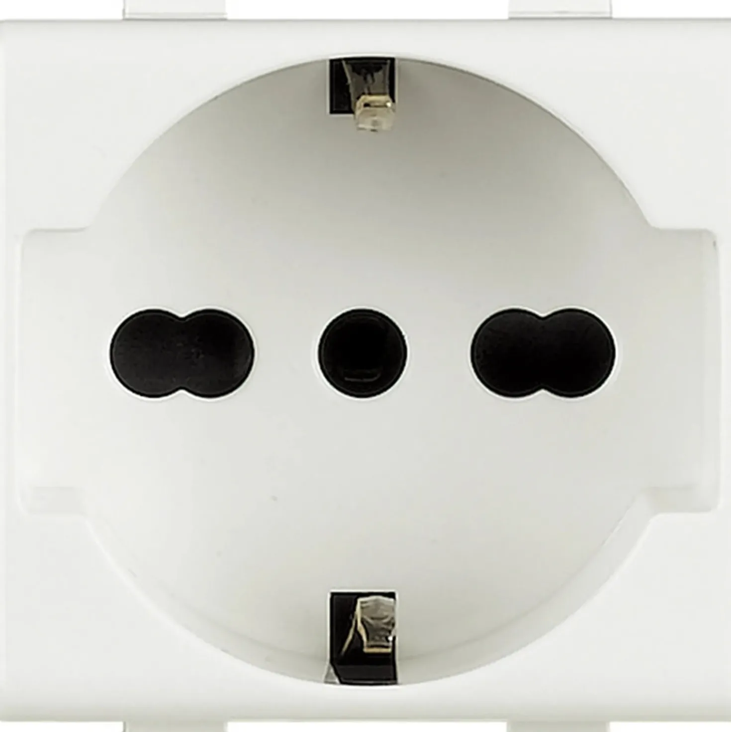 Presa standard tedesco e bipasso BTicino Matix 10/16 A 250 V ac 2 moduli bianco