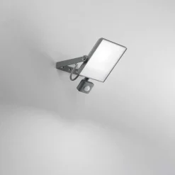 Proiettore LED Axel 30W 3000-4000K in alluminio 17,3x5,8x2,6 cm