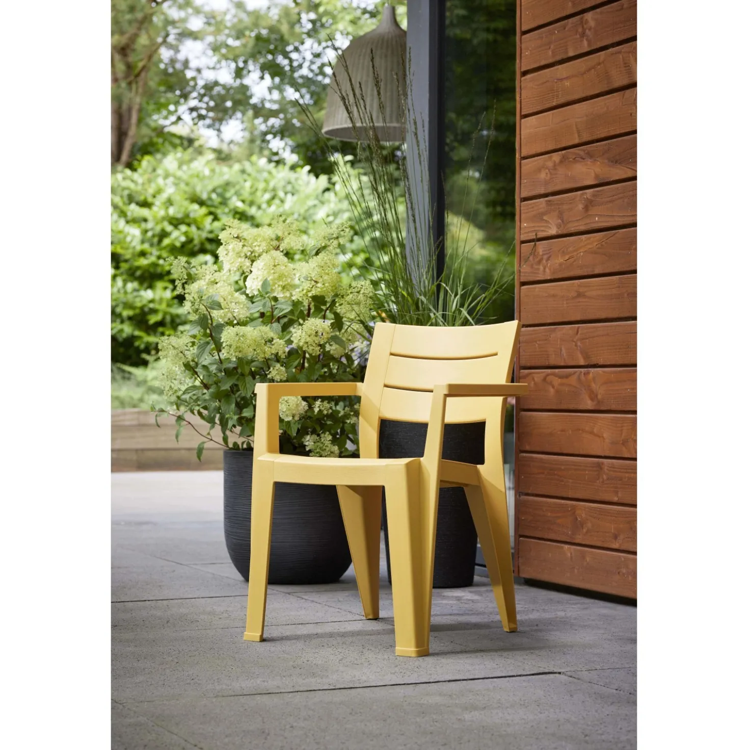 Sedia da giardino senza cuscino con braccioli Julie giallo senape