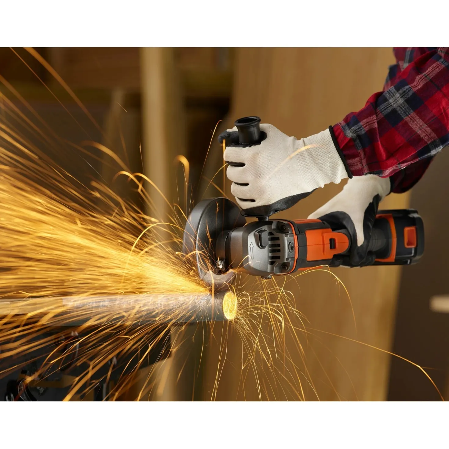 Smerigliatrice angolare Black&Decker BCG720M1 Ø 125 mm 18 V